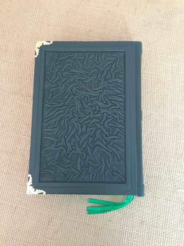 Омар Хайям. Избранное (подарочная кожаная книга)
